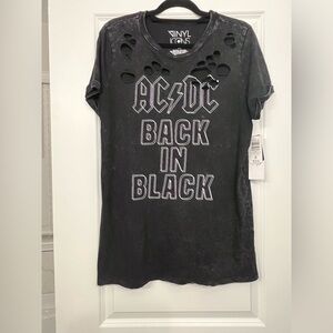 Torrid The Vinyl Icons AC/DC T-shirt Size 00 (medium)